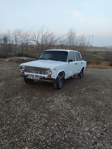 LADA (VAZ) 2101 1973, 150,000 km - 1.5 l - Qusar