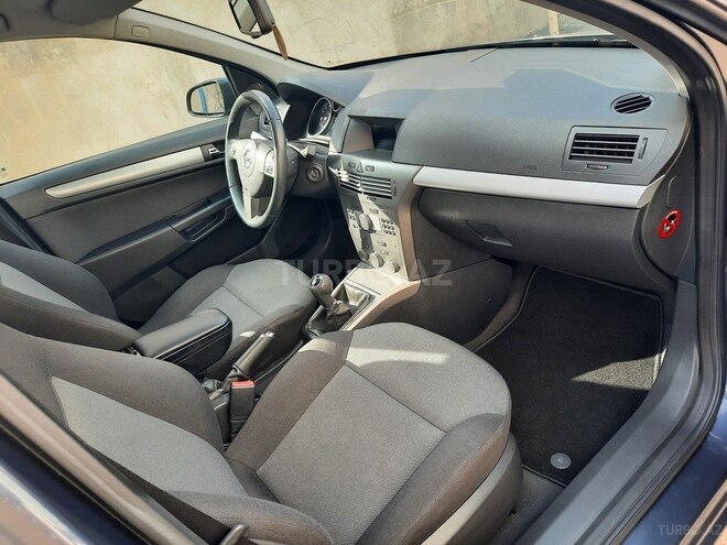 Opel Astra 2006, 175,000 km - 1.4 l - Bakı