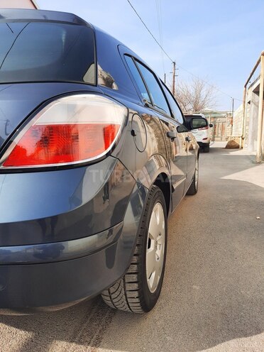 Opel Astra 2006, 175,000 km - 1.4 l - Bakı