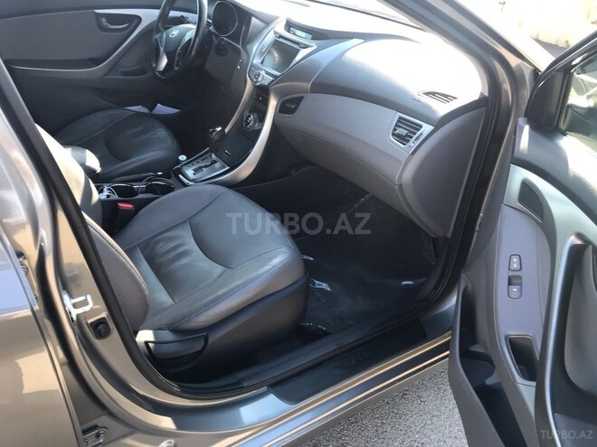 Hyundai Elantra 2012, 128,235 km - 1.8 l - İsmayıllı