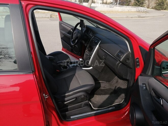 Mercedes B 170 2009, 62,000 km - 1.7 л - Bakı