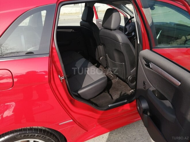 Mercedes B 170 2009, 62,000 km - 1.7 л - Bakı