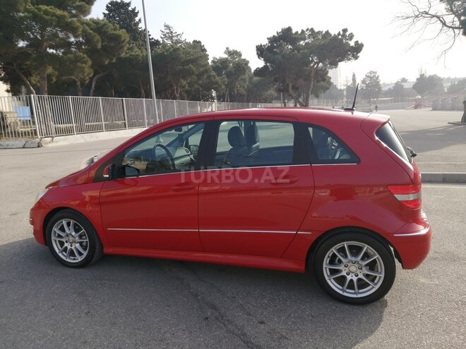 Mercedes B 170 2009, 62,000 km - 1.7 л - Bakı