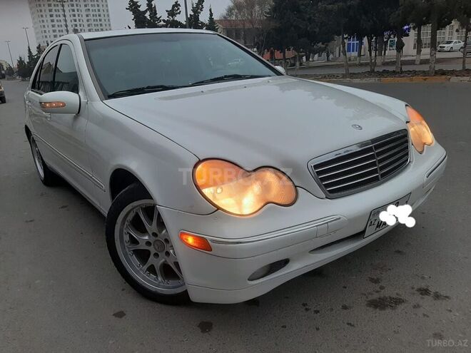 Mercedes C 240 2002, 260,290 km - 2.6 л - Sumqayıt