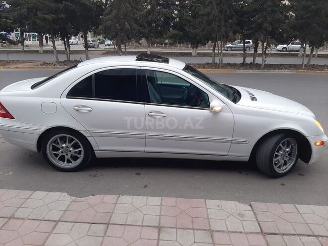 Mercedes C 240 2002, 260,290 km - 2.6 л - Sumqayıt