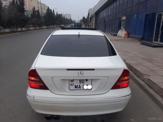 Mercedes C 240 2002, 260,290 km - 2.6 л - Sumqayıt