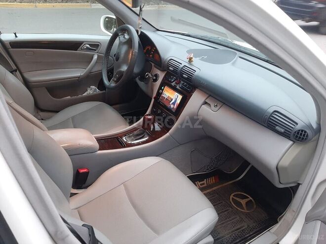 Mercedes C 240 2002, 260,290 km - 2.6 л - Sumqayıt