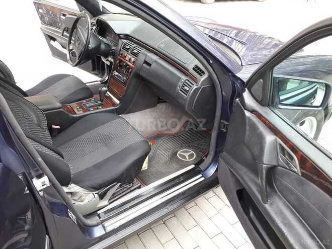 Mercedes E 200 1995, 350,000 km - 2.0 l - Masallı