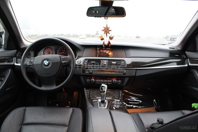 BMW 528 2012, 59,000 km - 2.0 л - Bakı