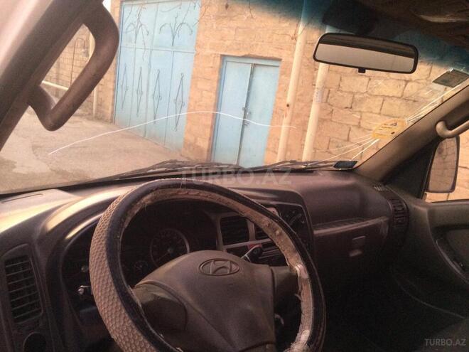 Hyundai H 100 2009, 242,353 km - 2.5 l - Bakı