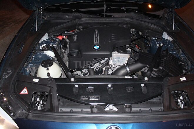 BMW 528 2012, 59,000 km - 2.0 л - Bakı