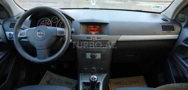 Opel Astra 2005, 105,000 km - 1.4 л - Bakı