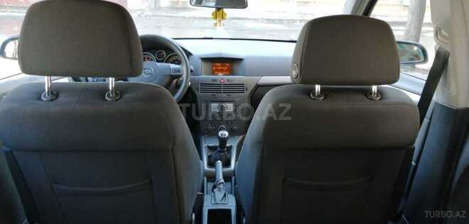 Opel Astra 2005, 105,000 km - 1.4 л - Bakı