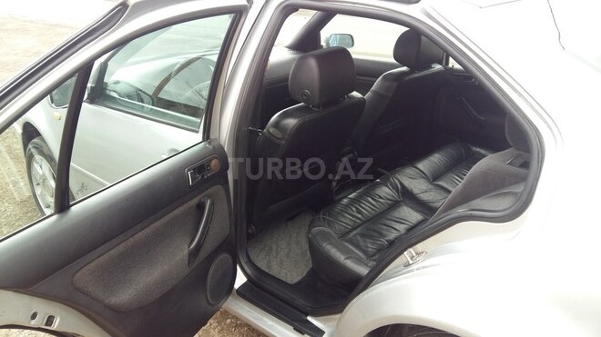 Volkswagen Jetta 1999, 376,000 km - 1.8 l - Bakı