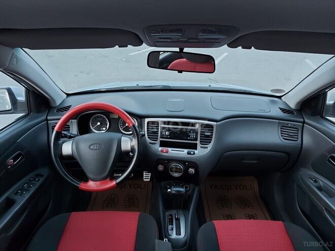 Kia Rio 2005, 137,000 km - 1.6 l - Bakı