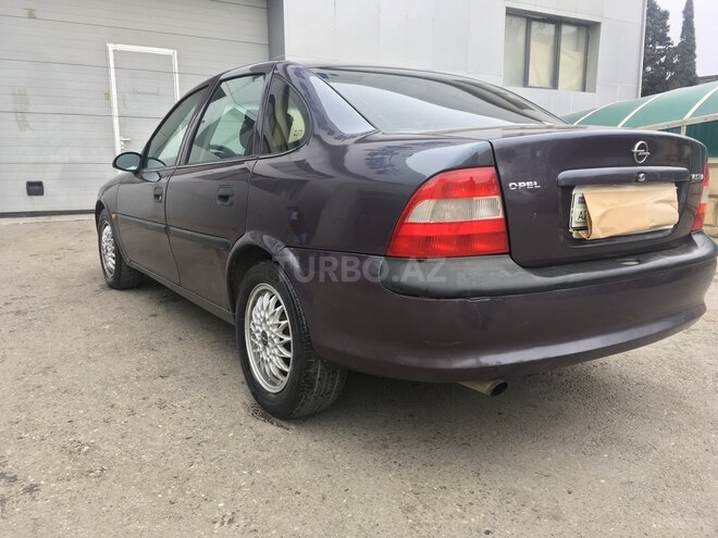 Opel Vectra 1996, 340,800 km - 1.8 л - Bakı