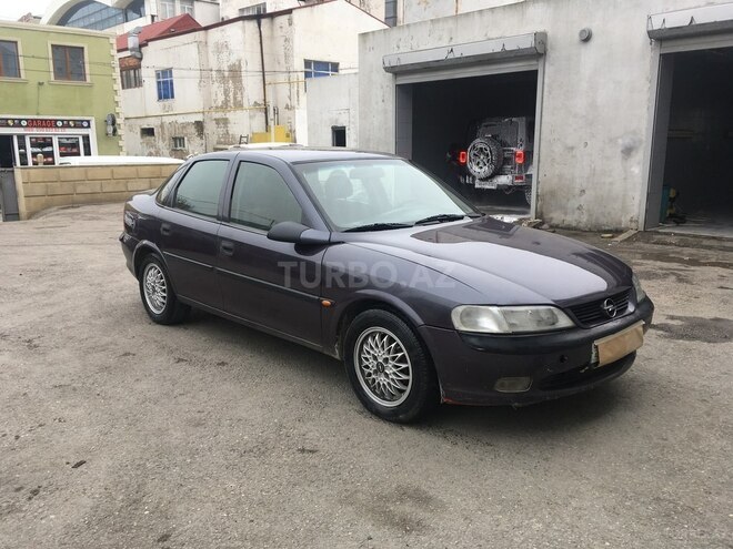 Opel Vectra 1996, 340,800 km - 1.8 л - Bakı