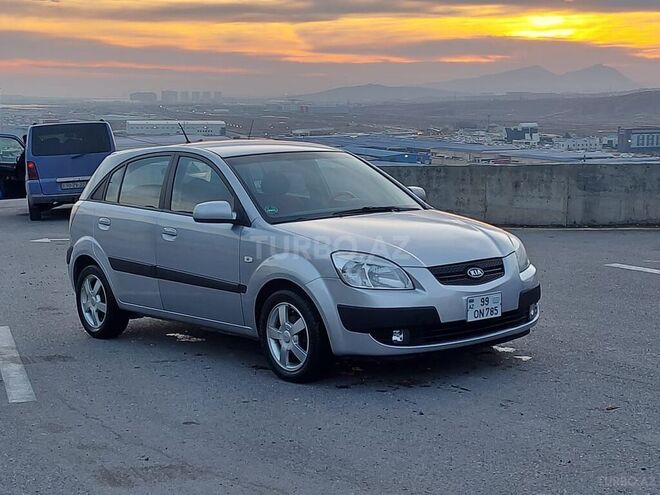Kia Rio 2005, 137,000 km - 1.6 l - Bakı
