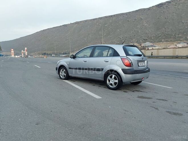 Kia Rio 2005, 137,000 km - 1.6 l - Bakı