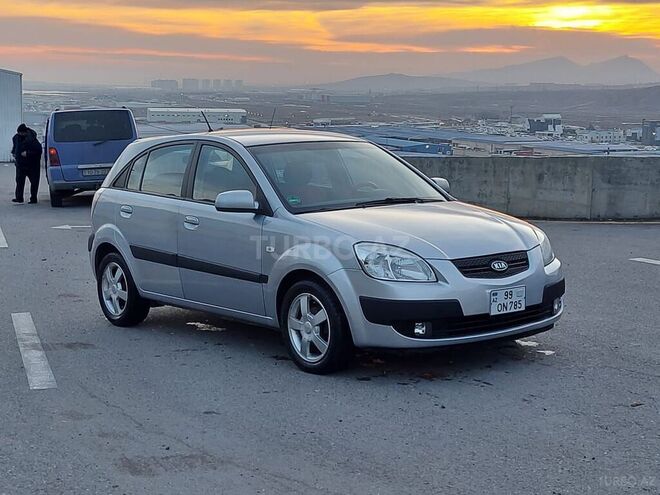 Kia Rio 2005, 137,000 km - 1.6 l - Bakı