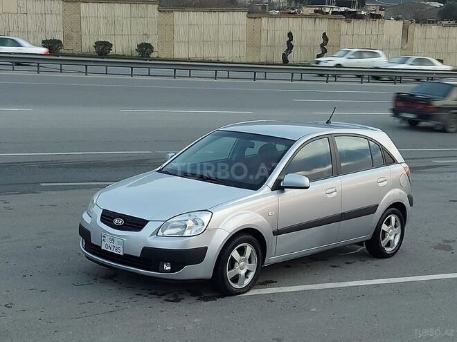 Kia Rio 2005, 137,000 km - 1.6 l - Bakı