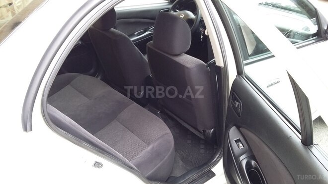 Nissan Sunny 2009, 175,000 km - 1.6 л - Bakı