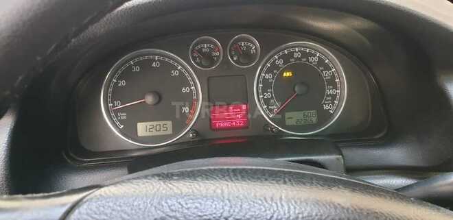 Volkswagen Passat 2003, 230,000 km - 1.8 л - Bakı