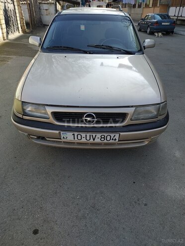 Opel Astra 1997, 300,000 km - 1.6 l - Mingəçevir