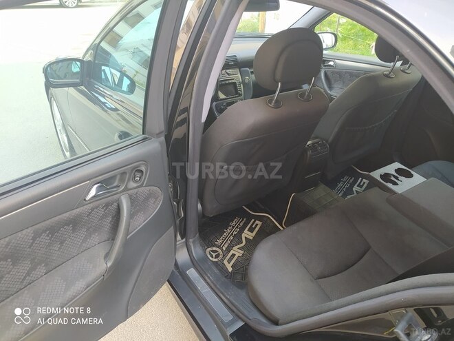 Mercedes C 240 2002, 194,000 km - 2.4 l - Bakı