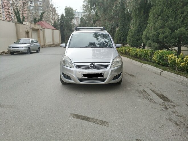 Opel Zafira 2009, 160,000 km - 2.2 l - Bakı