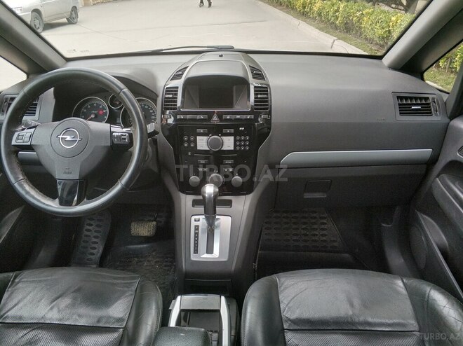 Opel Zafira 2009, 160,000 km - 2.2 l - Bakı