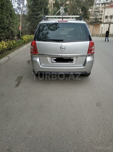 Opel Zafira 2009, 160,000 km - 2.2 l - Bakı