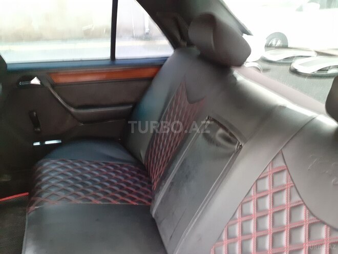 Mercedes E 220 1994, 231,312 km - 2.2 l - Bakı
