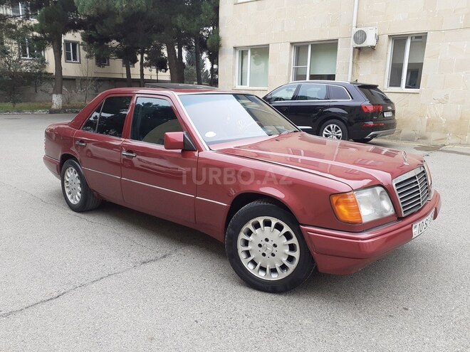 Mercedes E 220 1994, 231,312 km - 2.2 l - Bakı