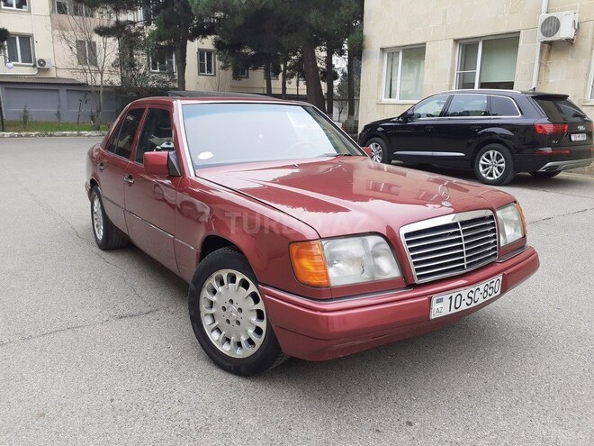 Mercedes E 220 1994, 231,312 km - 2.2 l - Bakı