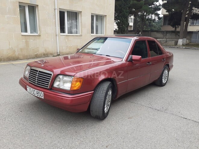 Mercedes E 220 1994, 231,312 km - 2.2 l - Bakı