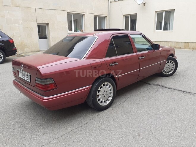 Mercedes E 220 1994, 231,312 km - 2.2 l - Bakı