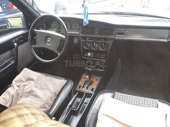 Mercedes 190 1990, 289,657 km - 2.0 л - Bakı