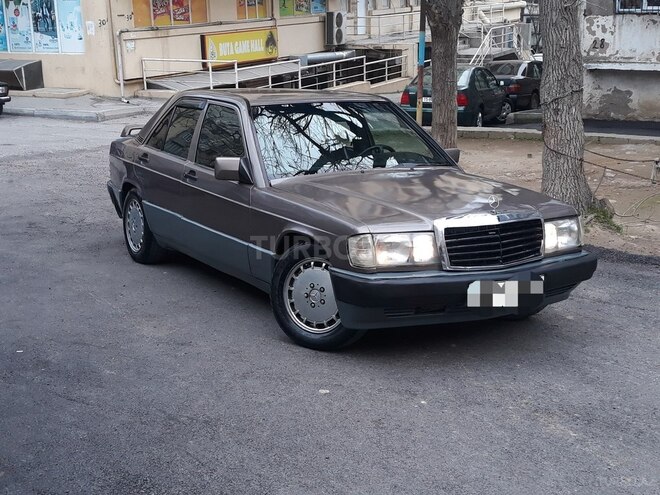 Mercedes 190 1990, 289,657 km - 2.0 л - Bakı