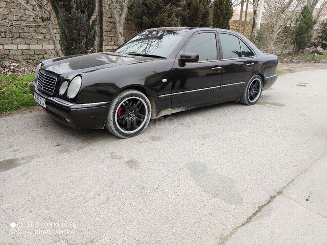 Mercedes E 320 1995, 198,000 km - 3.2 л - Bakı