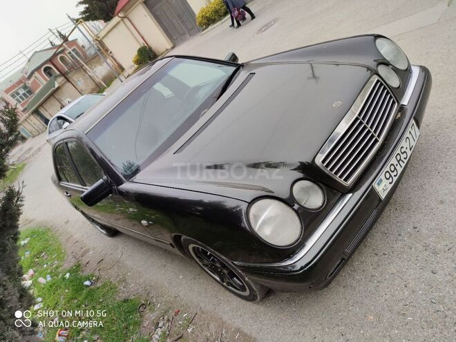 Mercedes E 320 1995, 198,000 km - 3.2 л - Bakı
