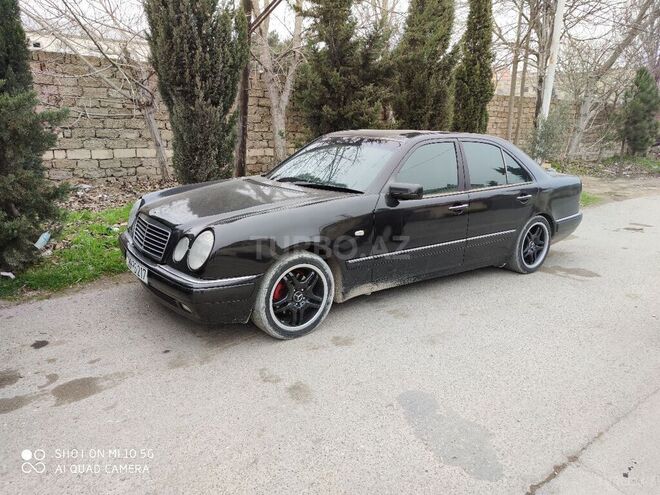 Mercedes E 320 1995, 198,000 km - 3.2 л - Bakı