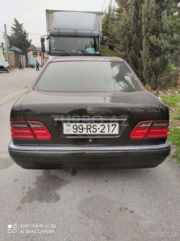 Mercedes E 320 1995, 198,000 km - 3.2 л - Bakı