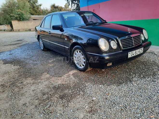 Mercedes E 240 1998, 267,000 km - 2.4 л - Bakı