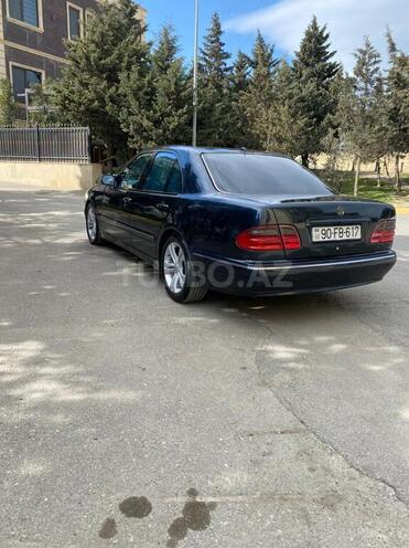 Mercedes E 280 2000, 232,132 km - 2.8 l - Bakı