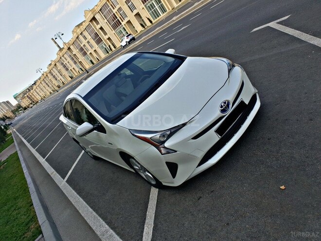 Toyota Prius 2016, 95,000 km - 1.8 л - Bakı