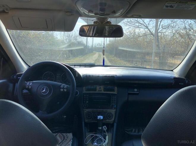 Mercedes C 250 2006, 390,000 km - 2.5 l - Qəbələ