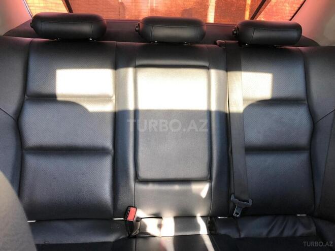 Mercedes C 250 2006, 390,000 km - 2.5 l - Qəbələ
