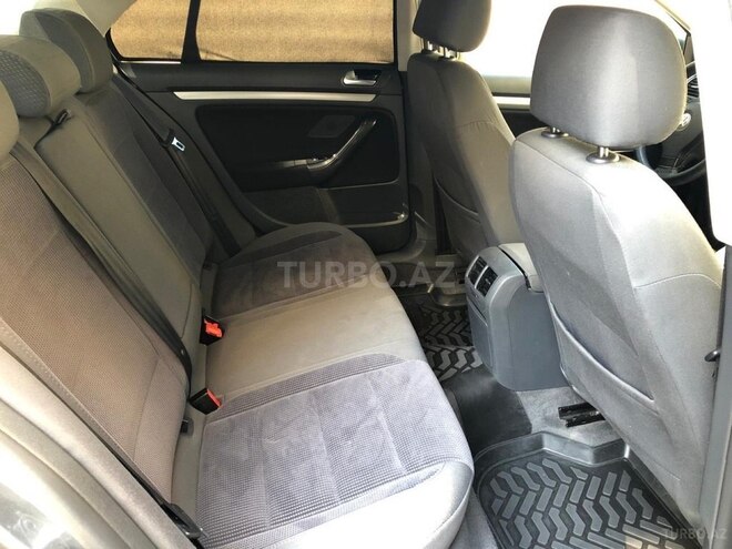 Volkswagen Jetta 2006, 180,000 km - 2.0 l - Bakı