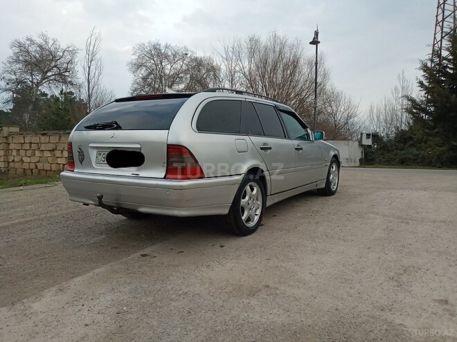 Mercedes C 220 1998, 319,800 km - 2.2 l - Salyan